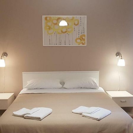 B&B Mimosa Giardini Naxos Εξωτερικό φωτογραφία