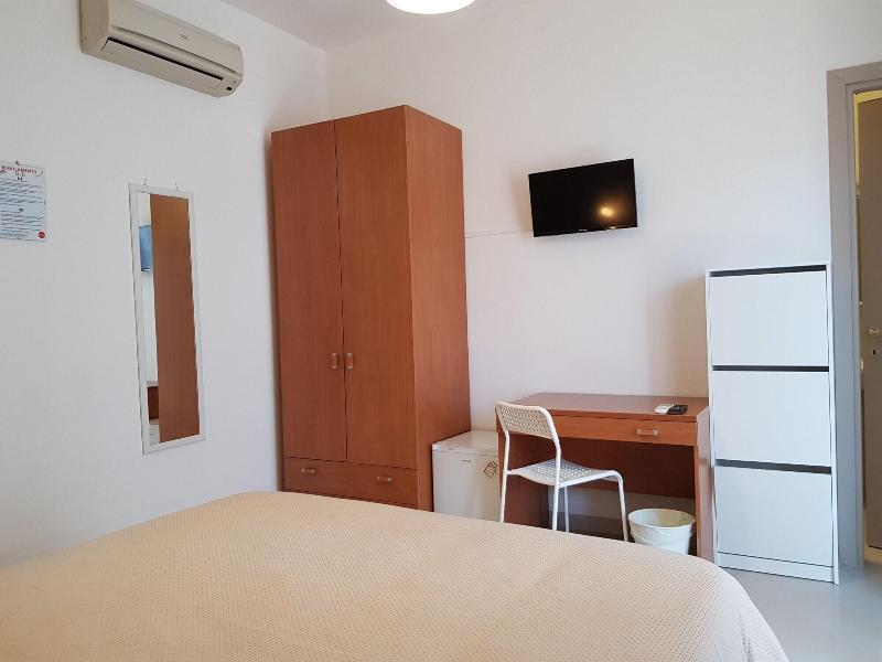 B&B Mimosa Giardini Naxos Εξωτερικό φωτογραφία
