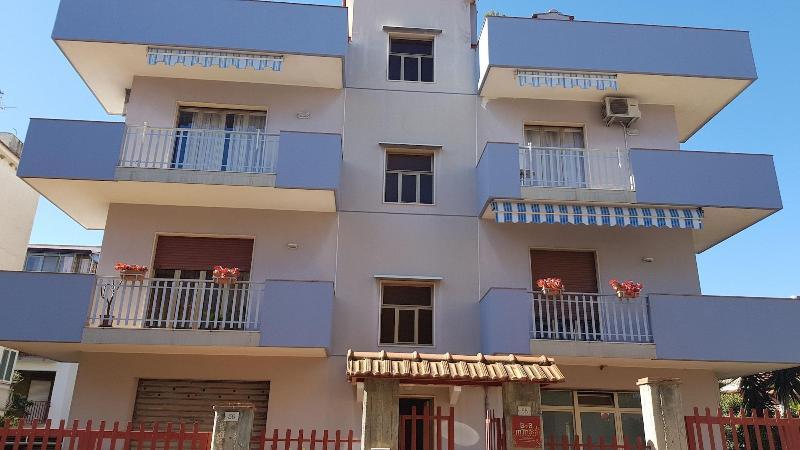 B&B Mimosa Giardini Naxos Εξωτερικό φωτογραφία