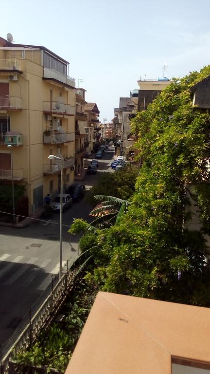 B&B Mimosa Giardini Naxos Εξωτερικό φωτογραφία