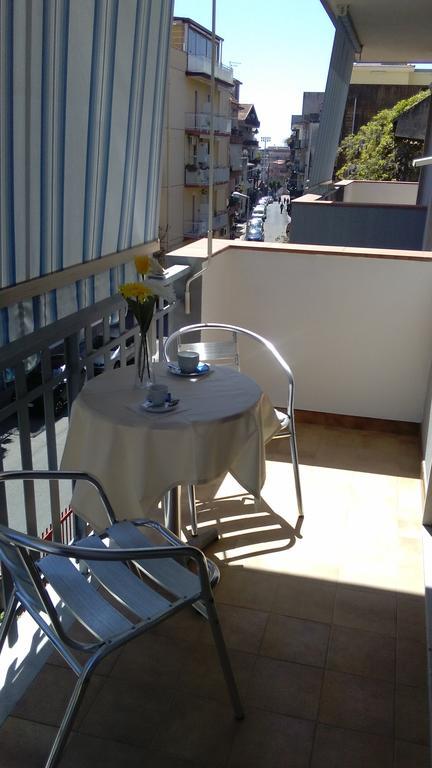 B&B Mimosa Giardini Naxos Εξωτερικό φωτογραφία