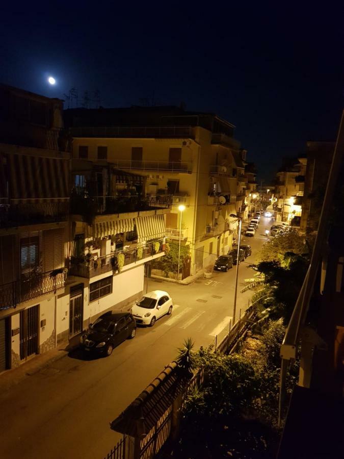 B&B Mimosa Giardini Naxos Εξωτερικό φωτογραφία